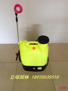 喷雾机